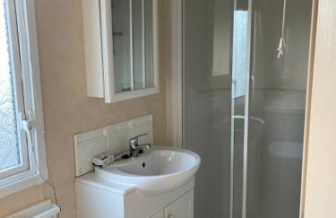 Beautiful 2-Bed Static caravan - Photo 12