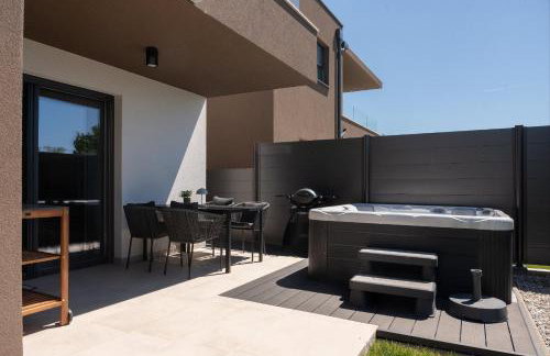 Luxus-Gartenapartment mit Whirlpool & Pool nahe Poreč - Oaza Maslina - Foto 2