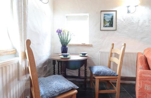 Post Office Cottage - Photo 8