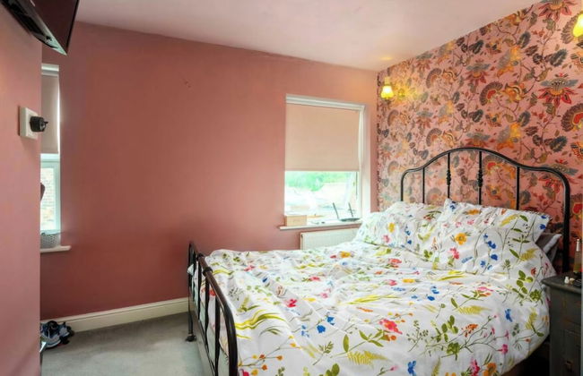 Cottagesleep4-freep-petok-garden-famillyfriendly - Photo 3