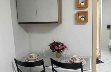 kitnet 13 central com ar tv smart completa - Foto 9