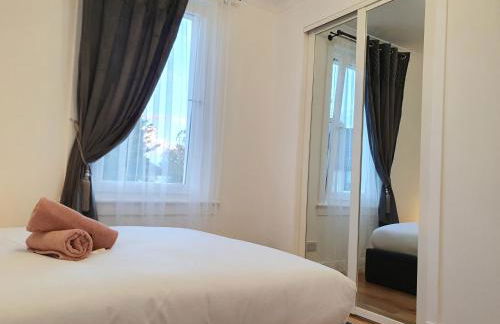 Glasgow Comfortable and Modern 3 Bedroom Mid Terraced Villa - Foto 35