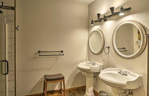 Beaver Lake Retreat with Lake Access and Fire Pit! - Foto 18