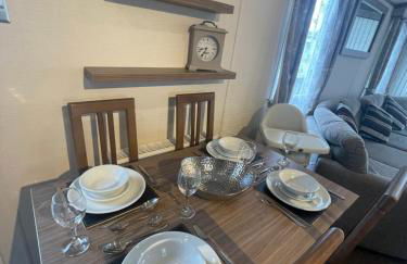 3 Bed, Sleeps 8 Caravan, California Cliffs Park - Foto 4