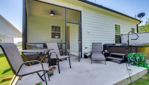 Walk to Marina Lake Greenwood Retreat with Hot Tub - Foto 2