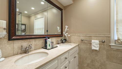 Gorgeous Unique House in Bethesda with 8 Beds - Foto 2