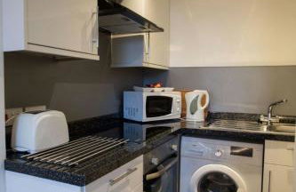 Stylish City Apartment - Near Haymarket, Walk to Castle and Princes Street - Foto 36