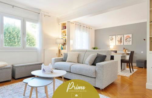 Les Capucines - Appt proche Talensac avec parking - Foto 1