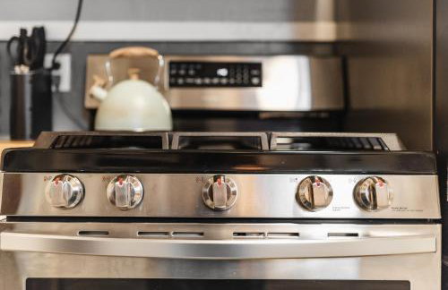 Historic Victorian Gem in UT Downtown Free Parking - Foto 19