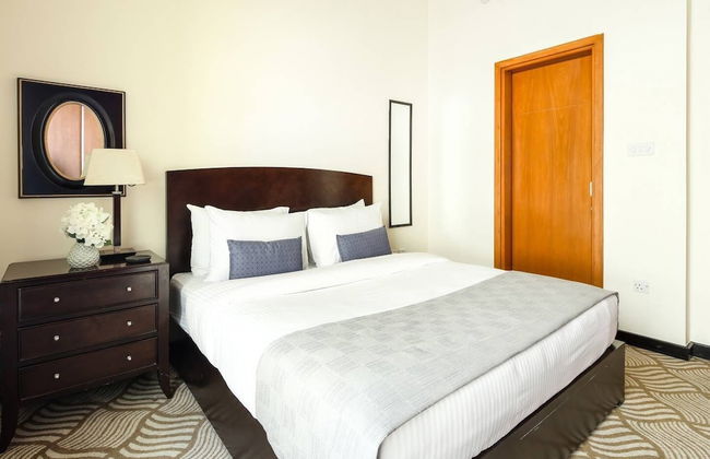 Spacious 1BR in Beautiful Greens! Sleeps 6 - Photo 2