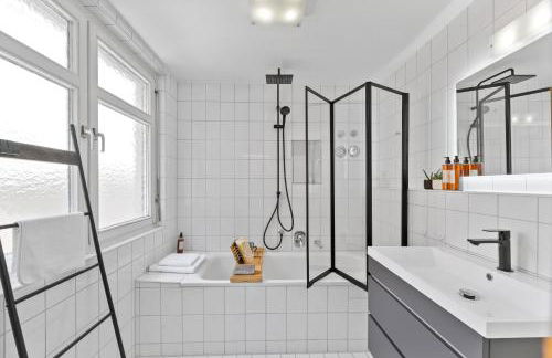 Krone - ES Bhf - 2Zi & 90m2 & 6xPrs - Balkon - 65"TV & Netflix - Foto 6