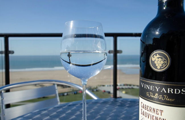 Clifton Court Apt 15 With Heated Pool - Foto 1