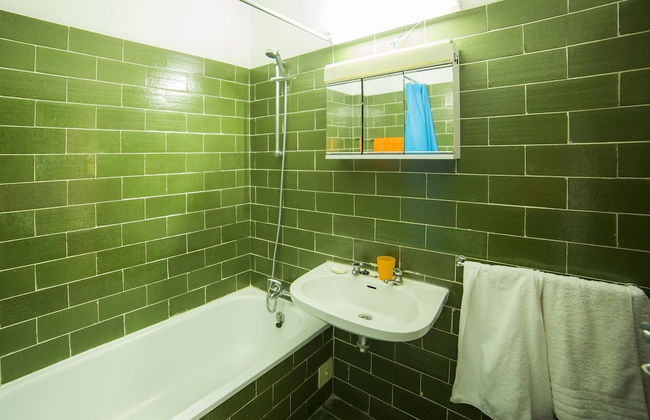 A06 - Seaview 1 Bed Apartment by DreamAlgarve - Photo 19