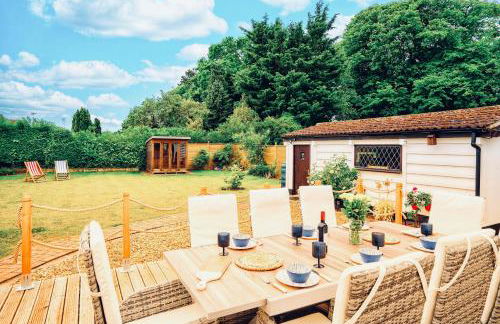 Norfolk Luxe Beach House Sleeps 8 Dog Friendly - Foto 7