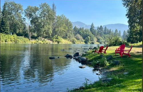 Deluxe Cabin 5 - Rogue River Resort - Foto 4