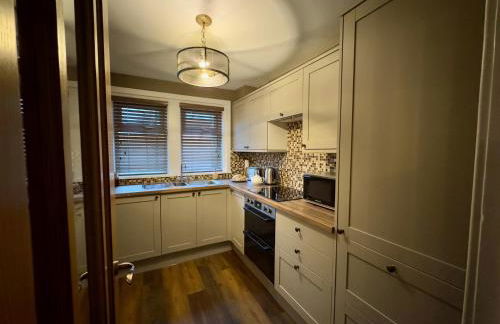 Cochrane House - Photo 8