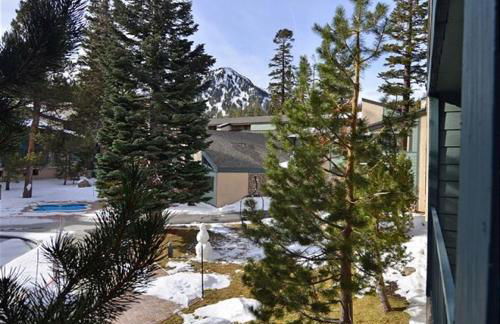 St Anton Courtyard View Ski-In and Out 1 Bedroom Condo - Foto 3