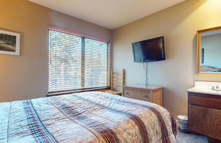 Discover 4 - Photo 22