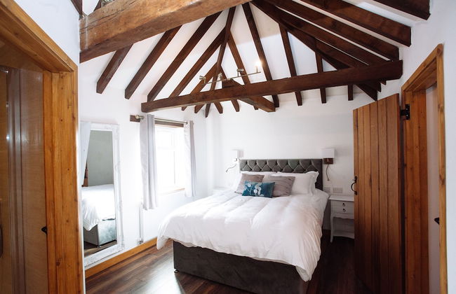 Flint Cottage - Sleeps 6 - Private Woodland - Foto 3