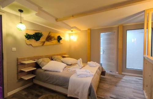 Paradise and Love Room - Photo 12