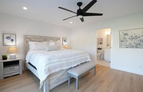 Awesome 5 bedroom 3 bath pool home with in-ground jacuzzi - Foto 18