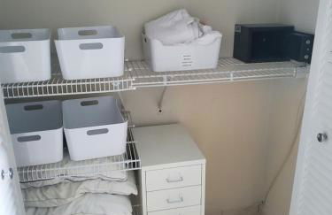 Entire Beach Front Condo w/ pool Amazing view 4pax - Photo 34