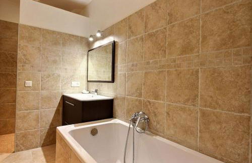 Bright apartment close to the village - Foto 13