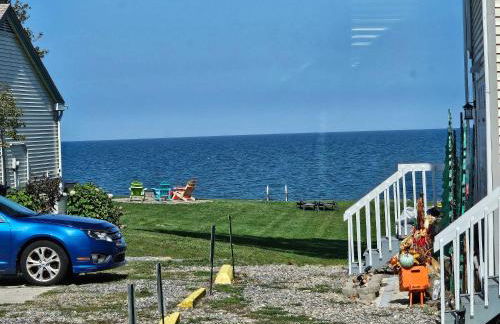 LemonDrop Lake-Front Cottage - Foto 8