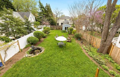 Unique Eastport Bungalow w Yard - Foto 27