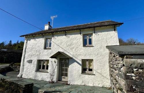 Scarr Head Cottage, detached stone cottage near Coniston, Lake District - Photo 1