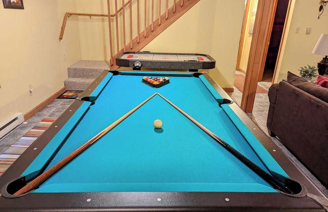 The Bear Foot Lodge by Avantstay Game Room, Deck, Beach/lake Access - Photo 12