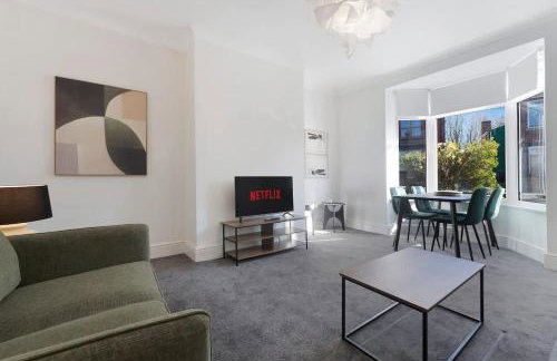 Spacious Retreat at Durham Road - Foto 1