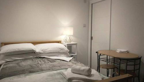 Cosy Garden Studio Room Minimum two night booking - Foto 2