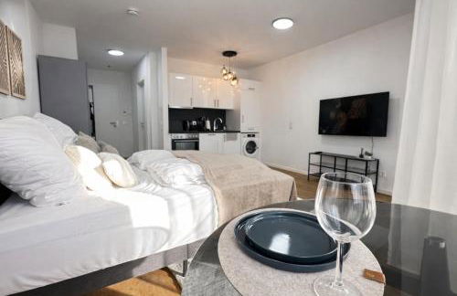 Homely! Design Studio Airport, Fair, Balcony, City! - Foto 17