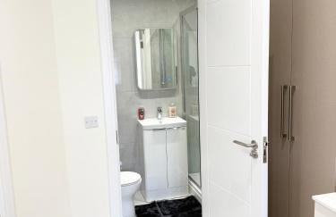 Luxury, comfort and Elegant Home - Photo 24