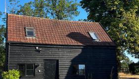 Gorgeous comfortable barn with huge private orchard in quiet Suffolk location - Foto 1