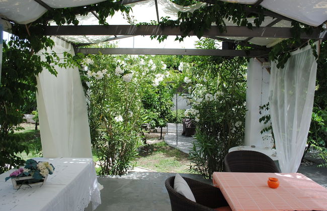 Karmik Concept Apartments - Photo 1