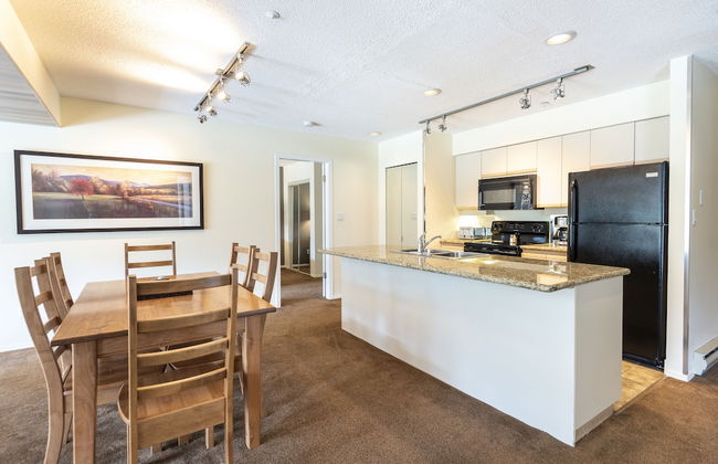 The Ironwood - Foto 79