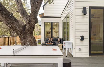 6BDR Luxe Pool Retreat • City Views Ping Pong Foosball Guest House Henley - Foto 71