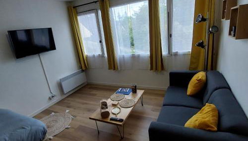 La Pause Valognaise "Parking privé" - Foto 3