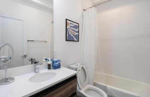 Unit 1 Stylish Studio with King Bed and Sofa Bed - Foto 5