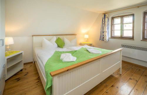 Jägerhaus auf Schloss Neuenburg - Foto 9