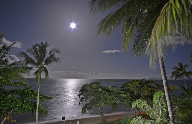 Beachfront Apartments on Trinity Beach - Photo 22