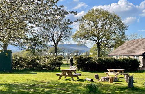 Spacious Cottage - Sleeps 4 - in the Black Mountains - Photo 25
