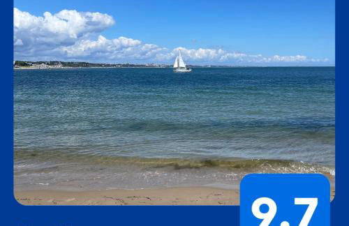 Swanage Bay Coastal Apartment - Photo 26