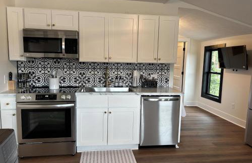 Victorian Queen Getaway Unit C Washerdryer - Foto 7