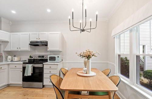 Raleigh Executive 2BR, Newly Furnished, Fenton & N Hills - Foto 26