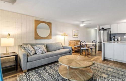 NEW Beachfront Condo - Photo 6