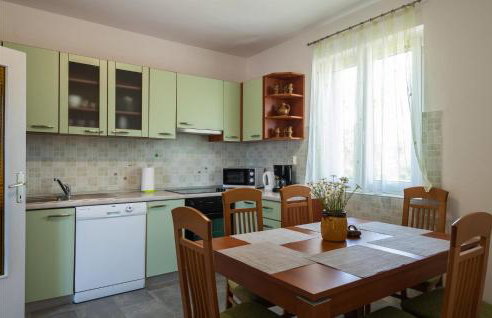 6 Bedroom Beautiful Home In Nedescina - Foto 24