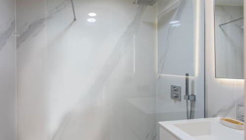 #11 Alex suite terrace parking AC 2 BDR 5mins to sea - Foto 4